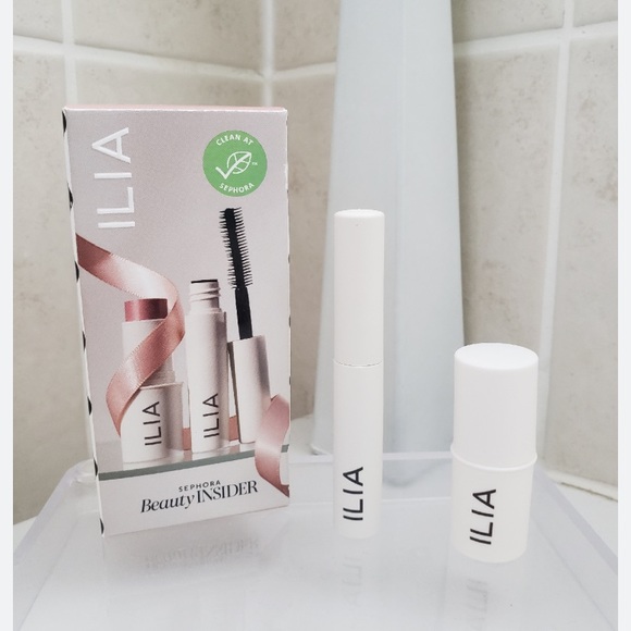 ILIA Beauty set - Picture 4 of 9